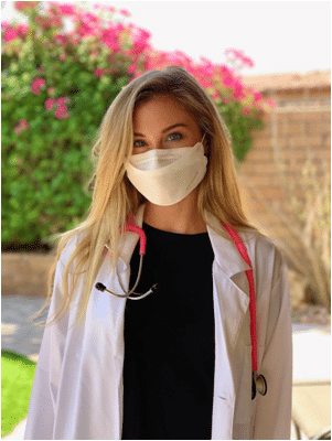 lady doctor wearing a mask